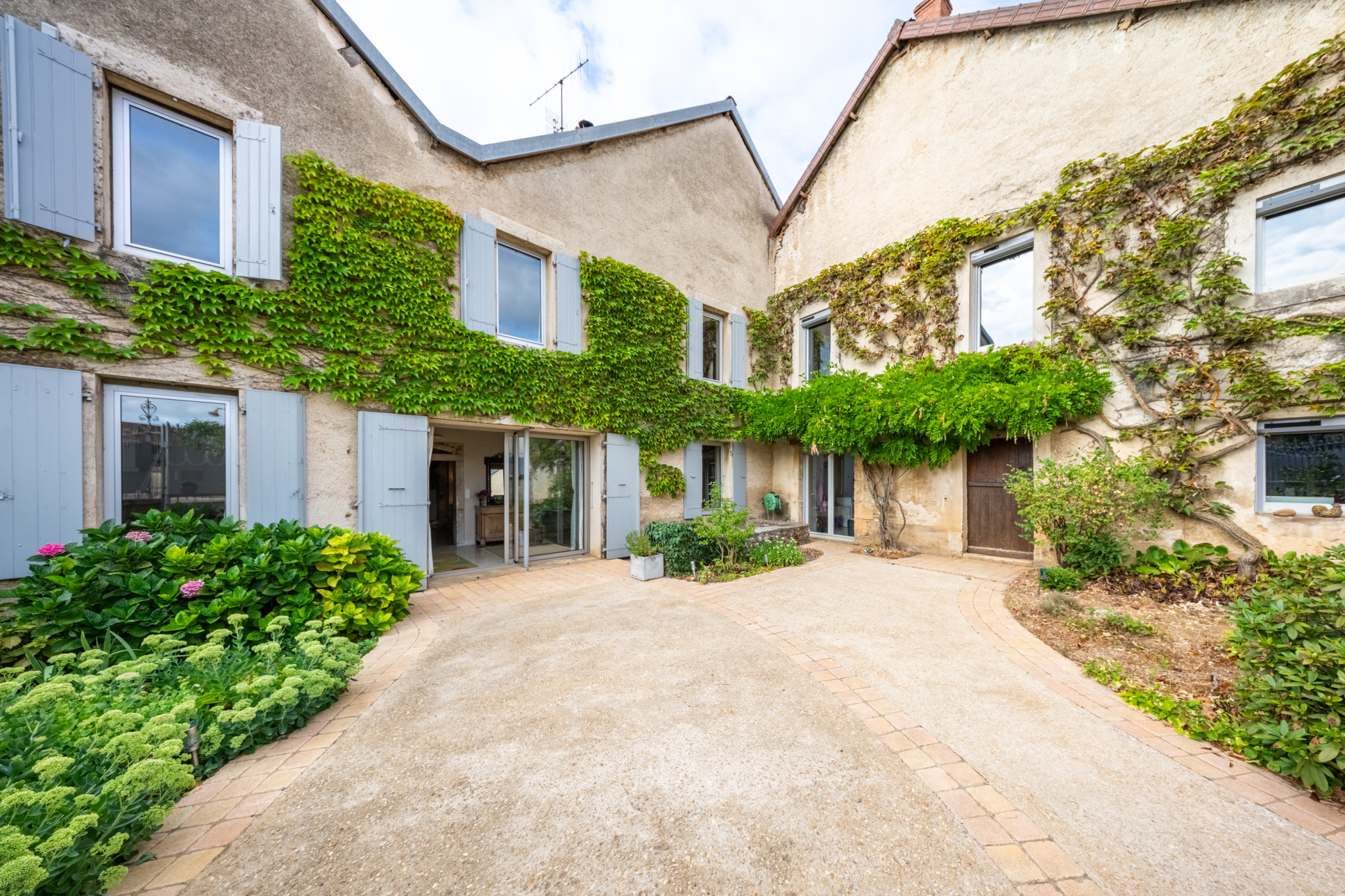 Coup de coeur - Maison à 10 minutes de Dijon de 287m2
