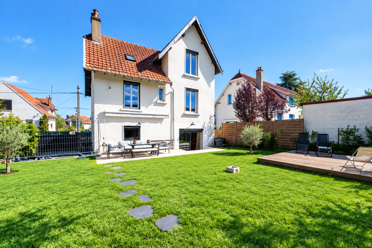 Maison à vendre à Dijon, 137 m², 5 pièces – photo 1 sur 28